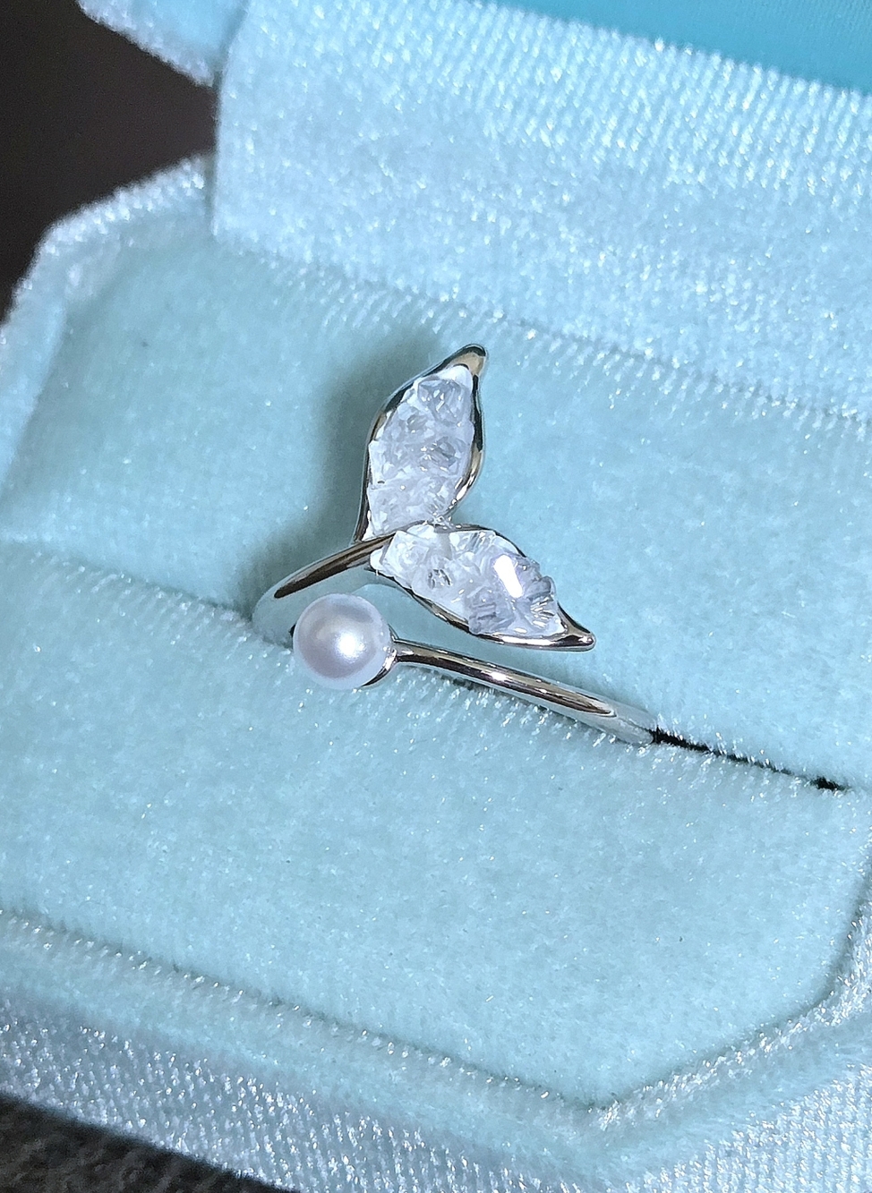 La Meno Druzy Fluke (Whale's🐋 Tail) and Freshwater Pearl Bypass Ring💍 - NIB - Picture 5 of 16